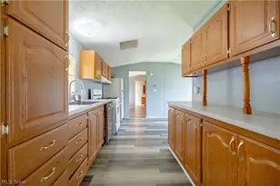 62 Redwood Dr, Beloit, OH 44609 - Photo 11