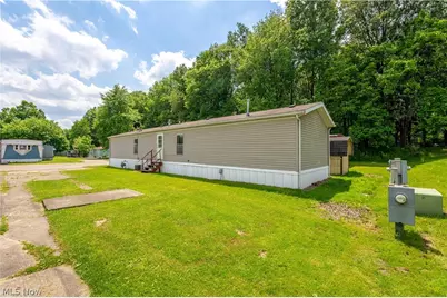 62 Redwood Drive, Beloit, OH 44609 - Photo 27
