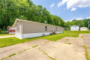 62 Redwood Dr, Beloit, OH 44609 - Photo 27