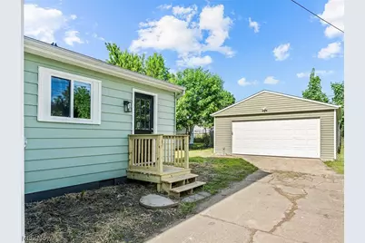 1421 Elder Avenue, Akron, OH 44301 - Photo 25