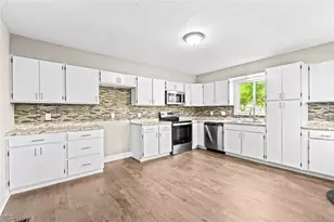 1421 Elder Ave, Akron, OH 44301 - Photo 9