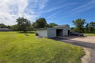 4453 Herner County Line Rd, Worthington, OH 44470 - Photo 5
