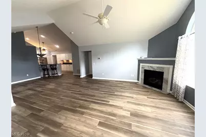 1203 River Glen Drive NE, Warren, OH 44484 - Photo 7