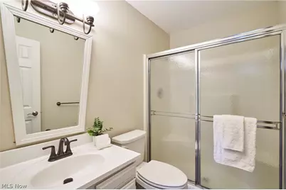 880 Hampton Ridge Drive, Akron, OH 44313 - Photo 17
