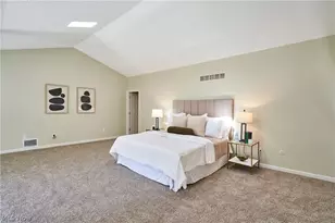 880 Hampton Ridge Dr, Akron, OH 44313 - Photo 21