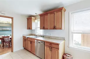 8111 Thornton Dr, Parma, OH 44129 - Photo 11