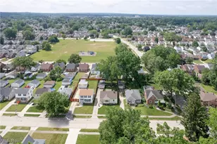 8111 Thornton Dr, Parma, OH 44129 - Photo 41