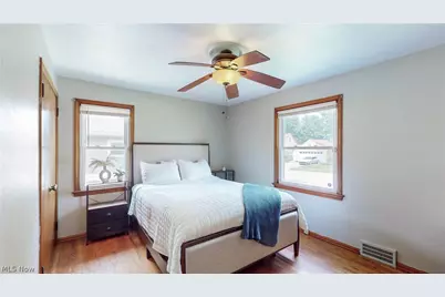 8111 Thornton Drive, Parma, OH 44129 - Photo 19