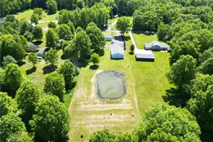 10685 Scotts Corner Rd, Diamond, OH 44412 - Photo 5