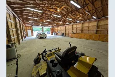 10685 Scotts Corner Road, Diamond, OH 44412 - Photo 9