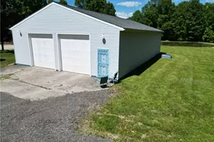 10685 Scotts Corner Rd, Diamond, OH 44412 - Photo 7