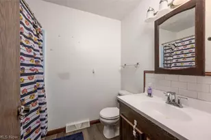 5326 Hillsboro Ave SE, Canton, OH 44707 - Photo 17