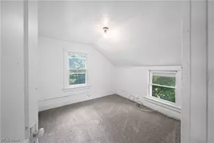 148 St Louis Ave, Youngstown, OH 44507 - Photo 13