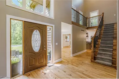 17138 Wood Acre Trail, Chagrin Falls, OH 44023 - Photo 7
