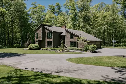 17138 Wood Acre Trail, Chagrin Falls, OH 44023 - Photo 5