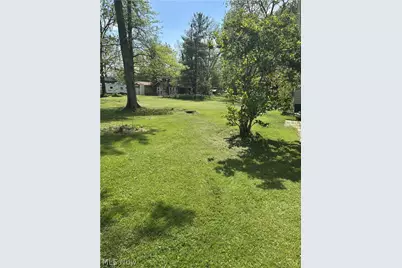 11371 Walnut Avenue NE, Alliance, OH 44601 - Photo 17