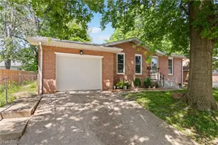 2219 34th Street NW, Canton, OH 44709 - Photo 3