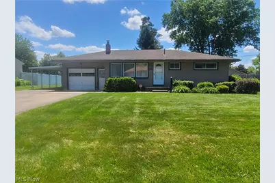 3718 35th Street NE, Canton, OH 44705 - Photo 1