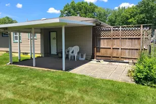 3718 35th St NE, Canton, OH 44705 - Photo 3