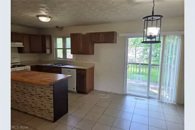 4852 Shadow Oak Drive, Youngstown, OH 44515 - Photo 3