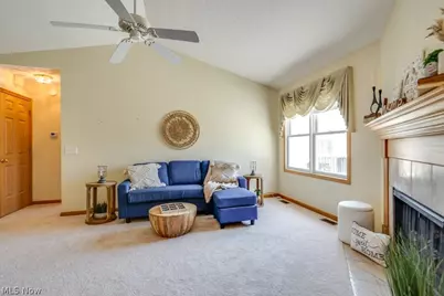 1488 Waters Edge Drive, Akron, OH 44313 - Photo 9