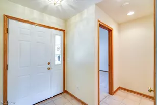 1488 Waters Edge Dr, Akron, OH 44313 - Photo 31