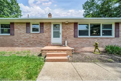 6321 Cardinal Hill NW, North Canton, OH 44720 - Photo 3