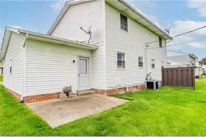 1084-1086 Baier Avenue, Louisville, OH 44641 - Photo 3