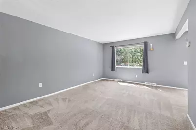 9582 Fernwood Drive, Olmsted Falls, OH 44138 - Photo 3