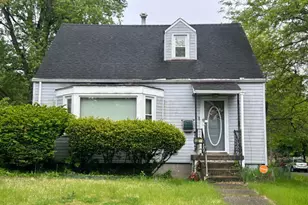 122 Alfaretta Ave, Akron, OH 44310 - Photo 1