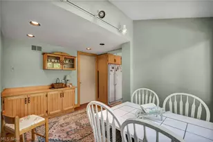 21439 Claythorne Rd, Huber Heights, OH 44122 - Photo 19