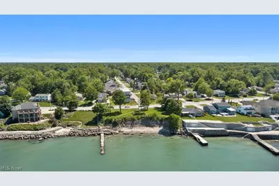 233 Sunset Road, Avon Lake, OH 44012 - Photo 3