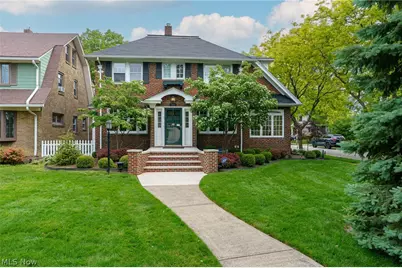 14914 Lake Avenue, Oakwood, OH 44107 - Photo 1