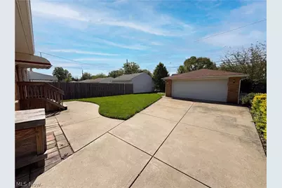 13606 Carpenter Road, Loveland, OH 44125 - Photo 17