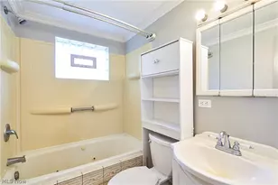 1160 Ivy St NW, North Canton, OH 44720 - Photo 15