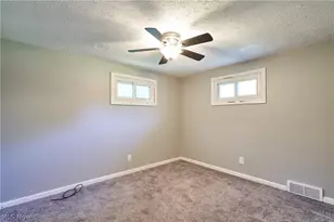 1160 Ivy St NW, North Canton, OH 44720 - Photo 17