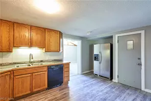 1160 Ivy St NW, North Canton, OH 44720 - Photo 7