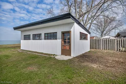 32321 Lake Shore Boulevard, Willowick, OH 44095 - Photo 45