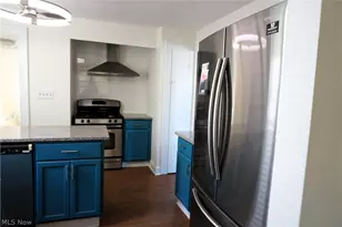 19715 Cherokee Ave, Loveland, OH 44119 - Photo 13