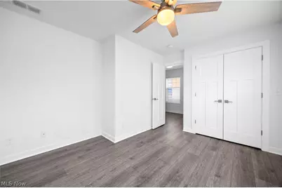 2059 W 34th Place, Loveland, OH 44113 - Photo 17