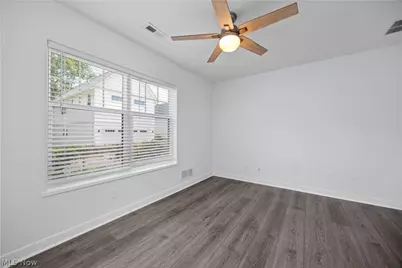2059 W 34th Place, Loveland, OH 44113 - Photo 15