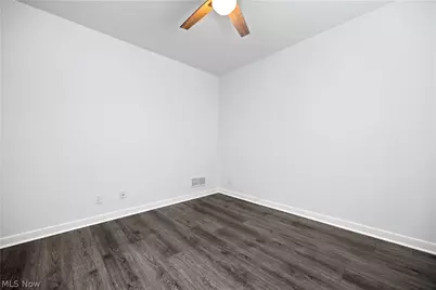 2059 W 34th Place, Loveland, OH 44113 - Photo 25