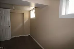 5757 Pearl Rd, Parma, OH 44129 - Photo 21