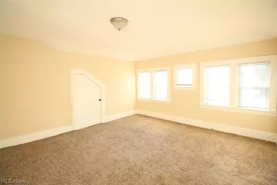 5757 Pearl Road, Parma, OH 44129 - Photo 15