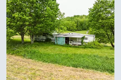 6587 Barkley Road, Uhrichsville, OH 44683 - Photo 13