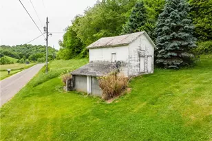6587 Barkley Rd, Uhrichsville, OH 44683 - Photo 11