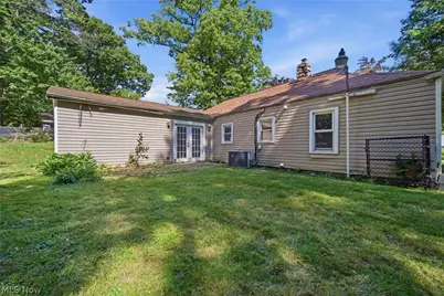 2670 Robindale Avenue, Akron, OH 44312 - Photo 33