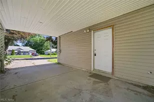 2670 Robindale Ave, Akron, OH 44312 - Photo 31