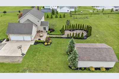 14353 Radcliffe Road, Chardon, OH 44024 - Photo 5