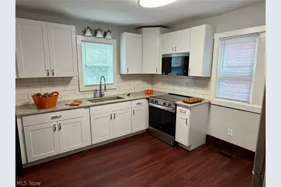 458 Crestwood Avenue, Akron, OH 44302 - Photo 7